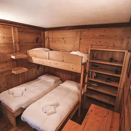 Courmayeur Mont Blanc Apricot Villa Villa