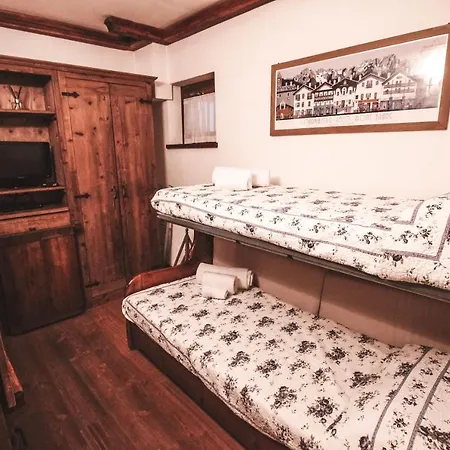 Courmayeur Mont Blanc Apricot Villa